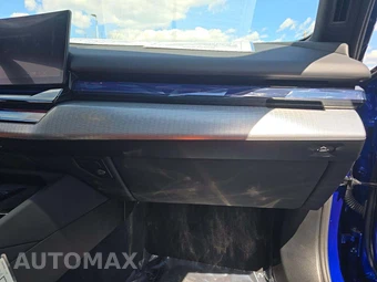 2025 BMW M5 Touring Wagon – miniatura 16