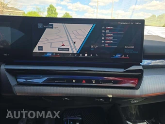 2025 BMW M5 Touring Wagon – miniatura 7