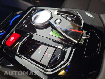 2025 BMW M5 Touring Wagon - miniatura 8