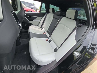2025 BMW M5 Touring Wagon – miniatura 13