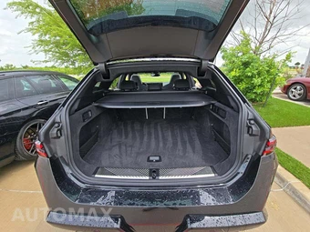 2025 BMW M5 Touring Wagon – miniatura 14