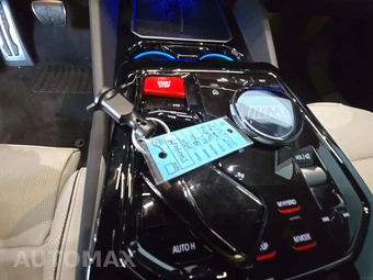 2025 BMW M5 Touring Wagon – miniatura 8