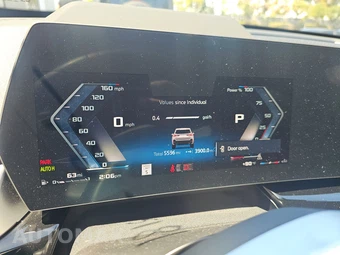 2025 BMW X1 M35i – miniatura 12