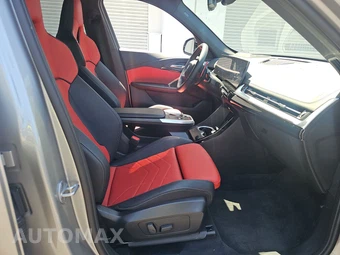 2025 BMW X1 M35i – miniatura 8