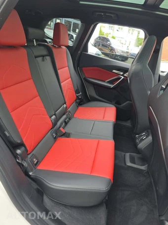 2025 BMW X1 M35i – miniatura 16