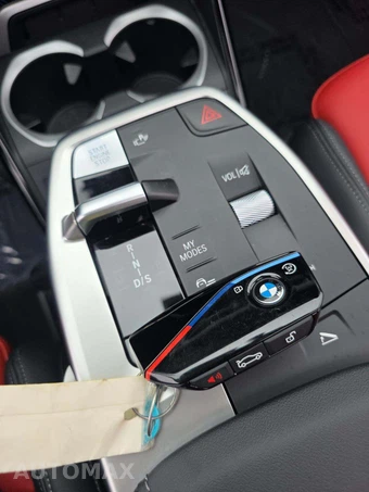 2025 BMW X1 M35i – miniatura 8