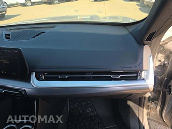 2025 BMW X1 M35i – miniatura 19
