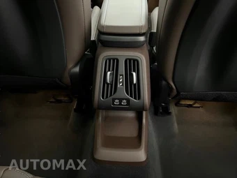 2025 BMW X1 xDrive28i M SPORT LINE - miniatura 38