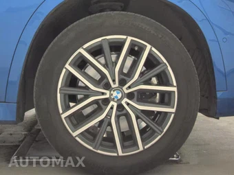 2025 BMW X1 xDrive28i M SPORT LINE - miniatura 10