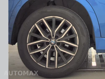 2025 BMW X1 xDrive28i M SPORT LINE - miniatura 11