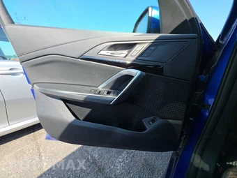 2025 BMW X1 xDrive28i M SPORT LINE - miniatura 15