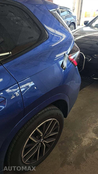 2025 BMW X1 xDrive28i M SPORT LINE - miniatura 28