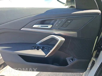 2025 BMW X1 xDrive28i M SPORT LINE - miniatura 9