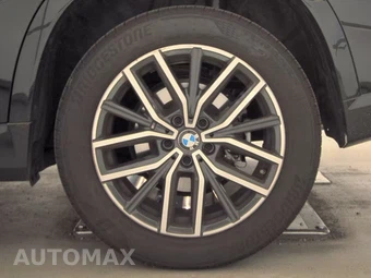 2025 BMW X1 xDrive28i M SPORT LINE - miniatura 12