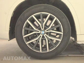 2025 BMW X1 xDrive28i M SPORT LINE - miniatura 9