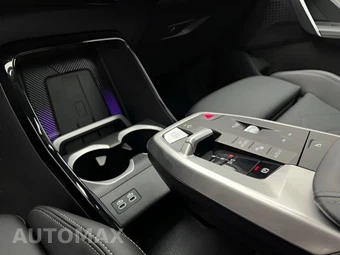 2025 BMW X1 xDrive28i M SPORT LINE - miniatura 33