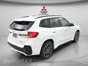 2025 BMW X1 xDrive28i M SPORT LINE - miniatura 4
