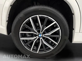 2025 BMW X1 xDrive28i M SPORT LINE - miniatura 46