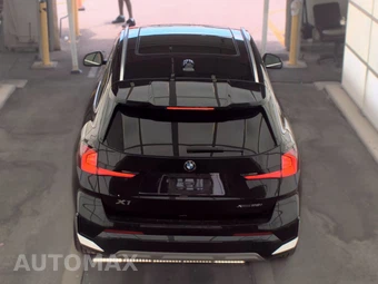 2025 BMW X1 xDrive28i - miniatura 6