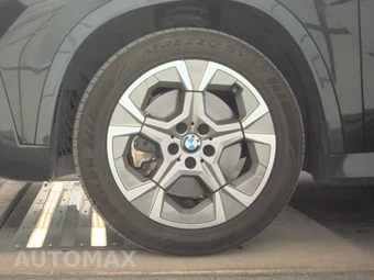 2025 BMW X1 xDrive28i - miniatura 9