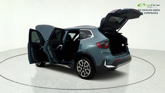 2025 BMW X1 xDrive28i – miniatura 13