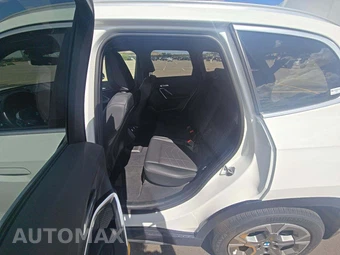 2025 BMW X1 xDrive28i – miniatura 10