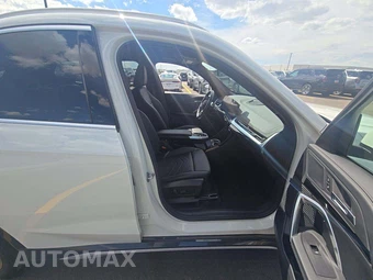2025 BMW X1 xDrive28i – miniatura 15