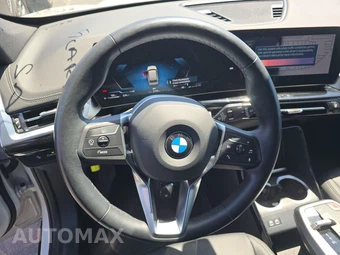 2025 BMW X1 xDrive28i - miniatura 10