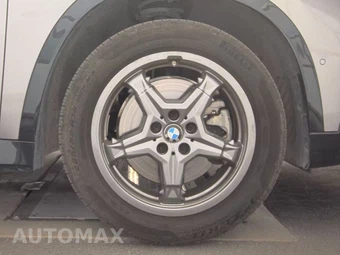 2025 BMW X1 xDrive28i – miniatura 10