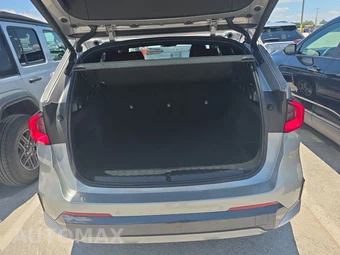 2025 BMW X1 xDrive28i – miniatura 23