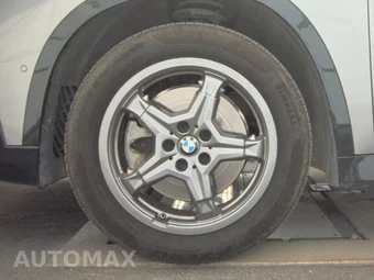 2025 BMW X1 xDrive28i – miniatura 9