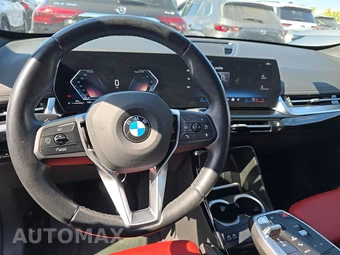 2025 BMW X1 xDrive28i - miniatura 10