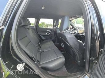 2025 BMW X1 xDrive28i - miniatura 13