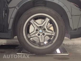 2025 BMW X1 xDrive28i - miniatura 10