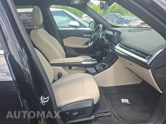 2025 BMW X1 xDrive28i - miniatura 14