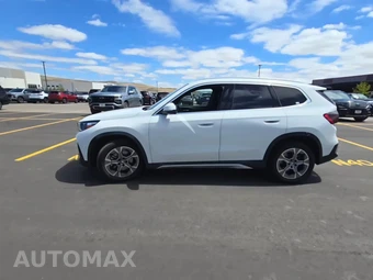 2025 BMW X1 xDrive28i - miniatura 3
