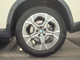 2025 BMW X1 xDrive28i - miniatura 12