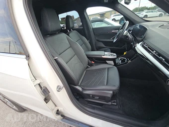 2025 BMW X1 xDrive28i - miniatura 14