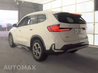 2025 BMW X1 xDrive28i - miniatura 8