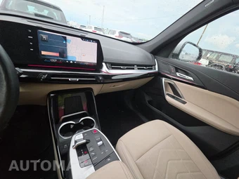 2025 BMW X1 xDrive28i – miniatura 17