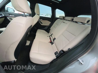 2025 BMW X1 xDrive28i – miniatura 19