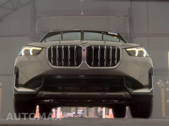 2025 BMW X1 xDrive28i – miniatura 3