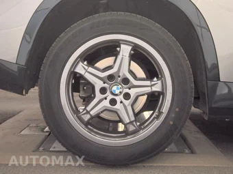 2025 BMW X1 xDrive28i – miniatura 11