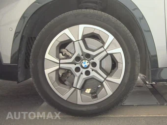 2025 BMW X1 xDrive28i – miniatura 9