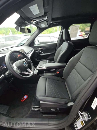 2025 BMW X1 xDrive28i - miniatura 6