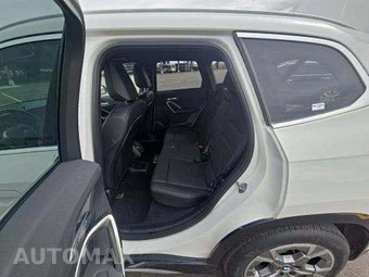 2025 BMW X1 xDrive28i - miniatura 14