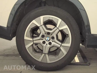 2025 BMW X1 xDrive28i - miniatura 11