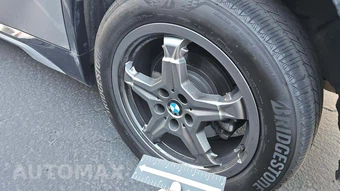 2025 BMW X1 xDrive28i - miniatura 22