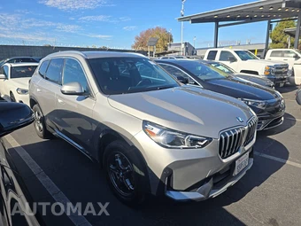 2025 BMW X1 xDrive28i - miniatura 3