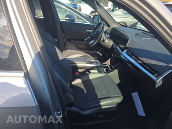 2025 BMW X1 xDrive28i - miniatura 8